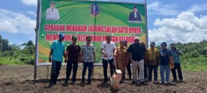 Wujudkan Ketahanan Pangan Keluarga, Triwarno Purnomo Canangkan Tanam Jagung