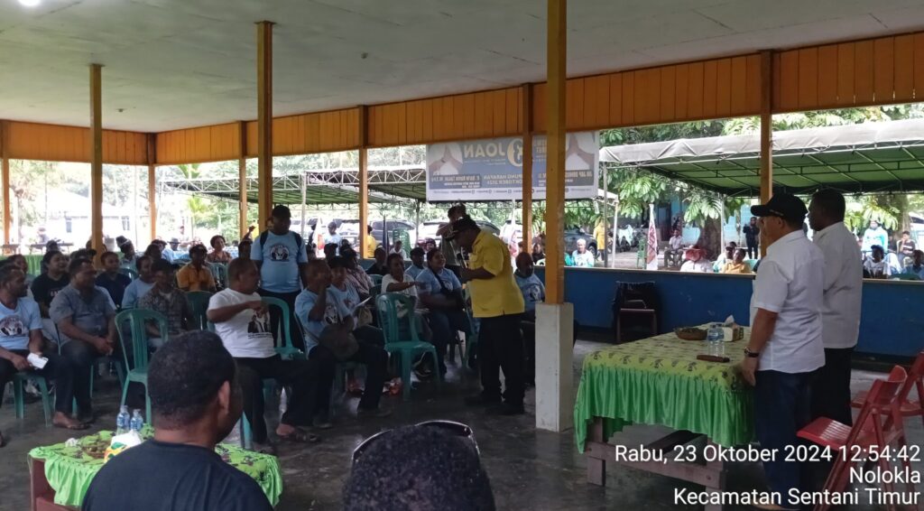 Warga Nolokla Antusias Sambut Kampanye Dialogis Paslon JOAN di Sentani Timur