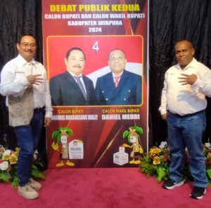 Paslon JOHNDA Unggul di Debat Kedua Pilbup Jayapura: Tawarkan Solusi Kontekstual pada Isu Transmigrasi