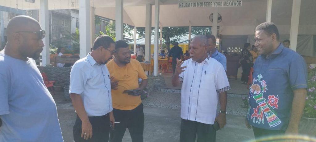 Mathius Awoitauw: RUU Perlindungan Masyarakat Adat Harus Segera Disahkan