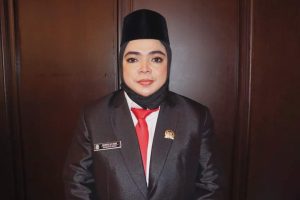 Mashita Idar; Komisi D Prioritas Lingkungan Hidup dan Hak Tenaga Kerja