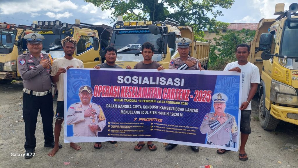 Polres Jayapura Gencarkan Edukasi Keselamatan bagi Pengemudi Truk dalam Operasi Cartenz 2025