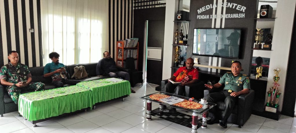 Kodam Cenderawasih Dinilai Tak Serius, Kasus Molotov Jubi Kembali ke Polda Papua