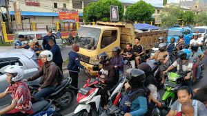 Ramadhan Penuh Berkah, Fraksi Nasdem DPRK Jayapura Berbagi 500 Paket Takjil