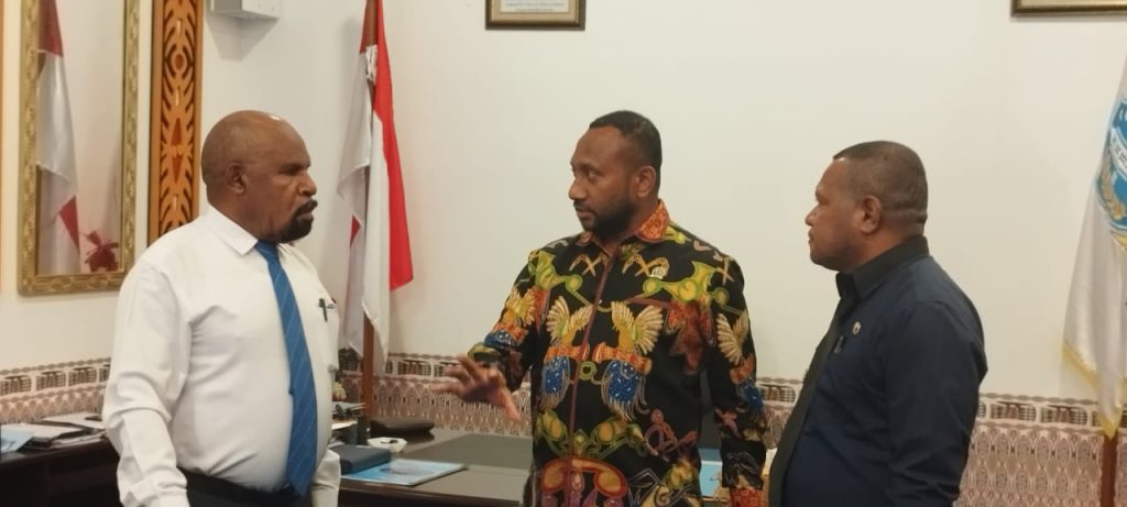 Pemkab Jayapura Terima Kunjungan Kerja Anggota DPR RI Yan Mandenas, Bahas Evaluasi PSN dan Penguatan Sinergi Pusat-Daerah