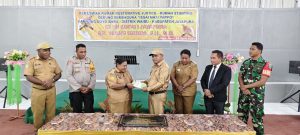 Wabup Haris Yocku Resmikan Gedung Serbaguna Kampung Doyo Baru, Ini Pesannya