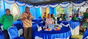 Makan Sumbang di GKI Zoar Abeale: Suasana Penuh Iman, Constan Karma Turut Dukung Pembangunan Gereja