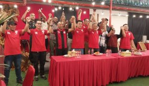 Ricardo Salampessy Tetap Latih Persipura, Ruben Sanadi Kembali