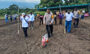 Wakapolres Jayapura Dukung Ketahanan Pangan
