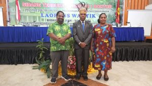 Laorens Wantik Raih Gelar Doktor Sosiologi Pertama dari Papua Pegunungan