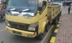 Diduga Mengantuk, Truk Tabrak Dua Motor di Abepura, Satu Korban Tewas di Tempat