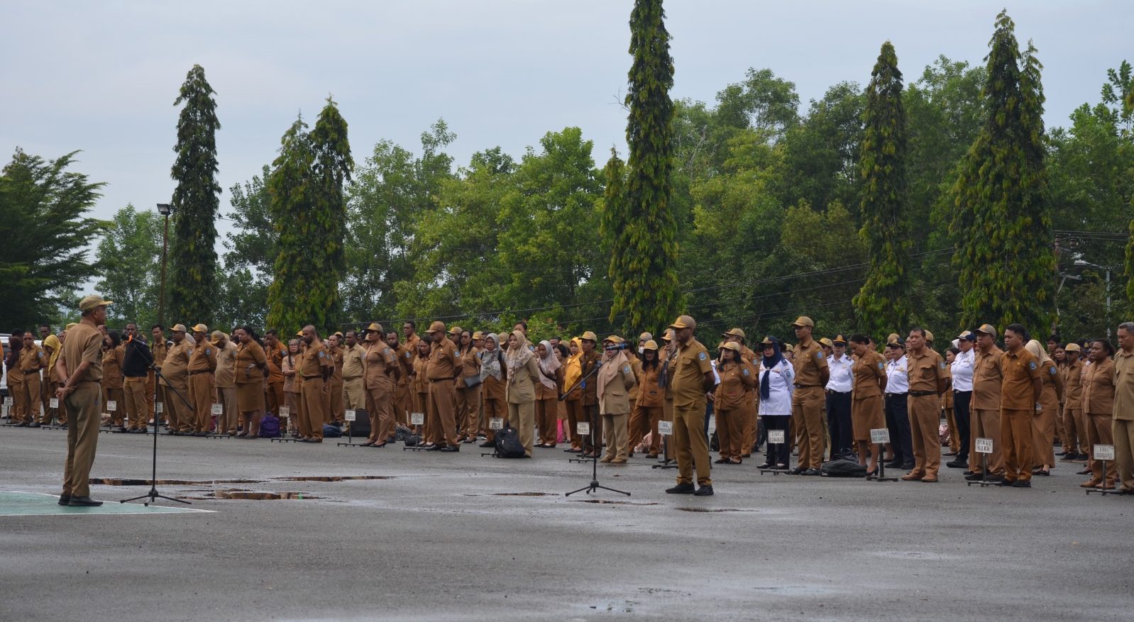 Tampak suasana Apel pagi ASN Kabupaten Jayapura