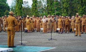 Pimpin Apel ASN, Asisten I Ajak Sukseskan Pilkada, HUT RI, dan Kunker Bupati