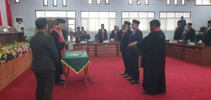 Ketua DPRK Mambra Gagal Dilantik, Dua Waket Resmi Jabat Pimpinan