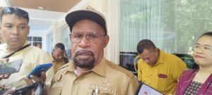 Bupati YW Dorong Pendidikan Berasrama untuk Bentuk Karakter Generasi Papua