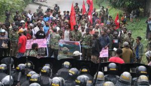 Polres Jayapura Bubarkan Aksi KNPB di Pos 7 Sentani