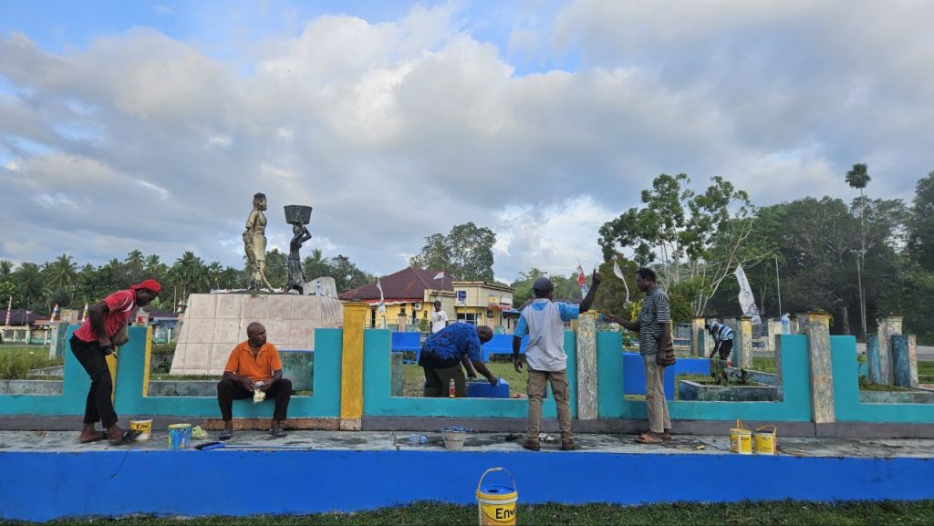 Pemdis Nimboran Percantik Wajah Genyem Kota, Warga Diajak Jaga Kebersihan dan Ketertiban