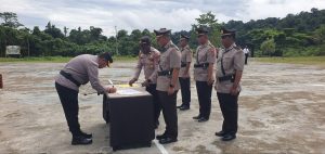 Sertijab Kapolsek di Mamberamo Tengah dan Hulu, Kapolres Tekankan Peningkatan Pelayanan