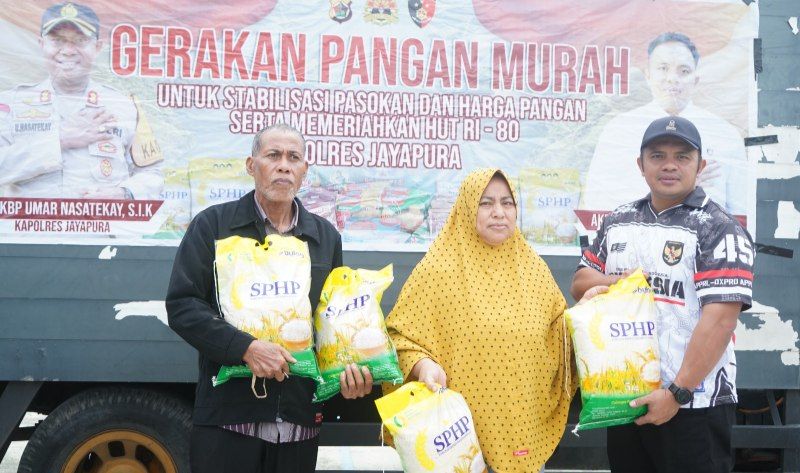 Dukung Ketahanan Pangan, Polres Jayapura kembali Gelar Pasar Murah di Kertosari