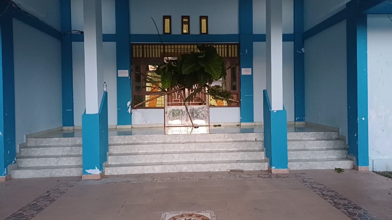 Pemalangan Kantor DPRK mamberamo Raya diburmeso yang dilakukan sekelompok masyrakat dari Distrik Mamberamo Tengah Timur yang memprotes keputusan DPP Partai Golkar atas penetapan Patinus Wanimbo sebagai Ketua DPRK Mamberamo Raya periode 2024 - 2029