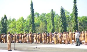 Bupati Jayapura Ingatkan ASN: Disiplin, Cintai Pekerjaan, dan Layani Masyarakat dengan Cepat