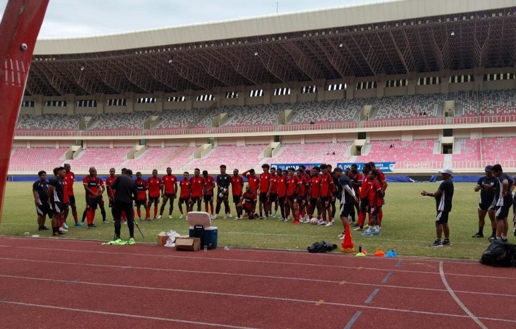“Persipura dan PSIS Jalani Official Training Menyongsong Kick-off Pegadaian Championship