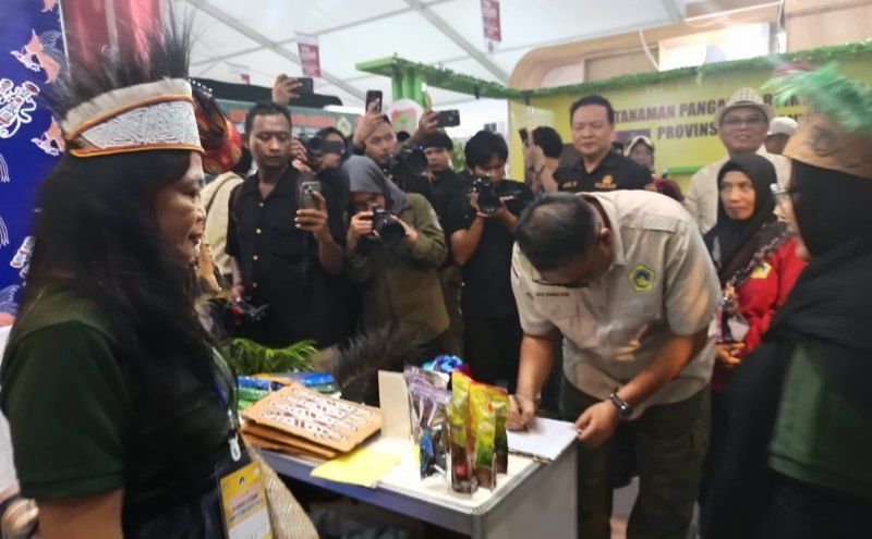 Dipimipin Adriana Bunga, Kontingen Jayapura Tampilkan Potensi Papua di Expo KTNA