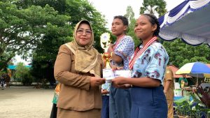 “Musik, Puisi, dan Cerita Rakyat Warnai Perayaan Sumpah Pemuda di SMPN 2 Sentani”