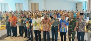 Bupati Roby Apresiasi Gubernur Fakhiri Gelar Rakerda dan Minta Jajarannya di Mambra Bekerja Sesuai Data