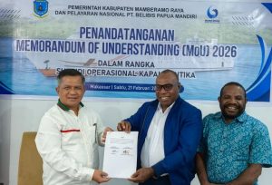 Akhirnya Kapal Cantika Lestari Masuk Wilayah Barat Mamberamo Raya, Bupati RR: Kita Masih Bisa Hemat