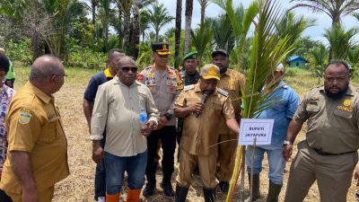 Tanam 1.000 Pohon Sagu, GKI Sentani Kirim Sinyal Kuat Selamatkan Alam Papua