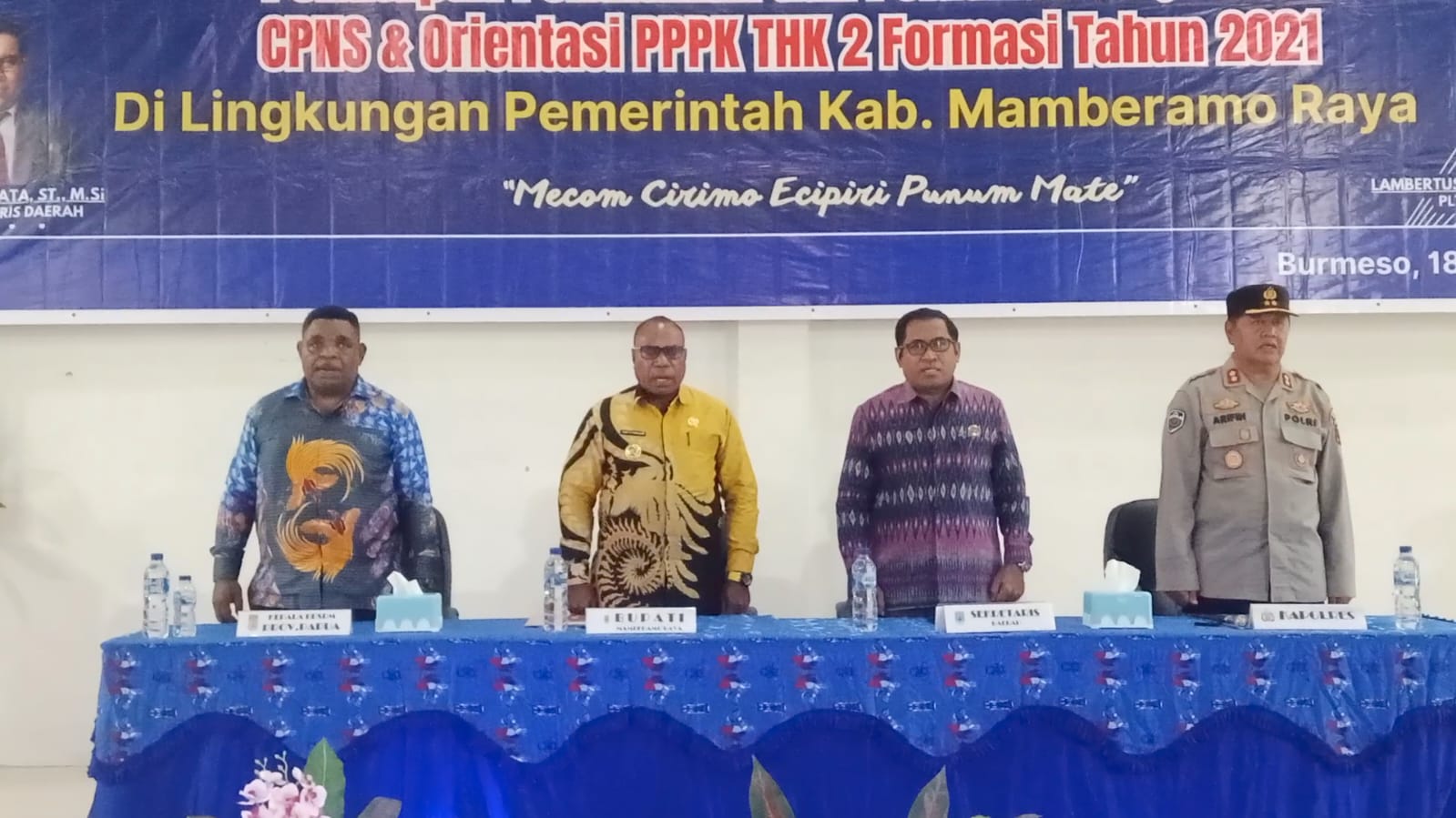 Tampak suasana penutupan prajabatan CPNS PPPK THK2 Formasi 2021 Pemkab Mamberamo Raya, Sabtu (18/4) di sela penutupan diklat