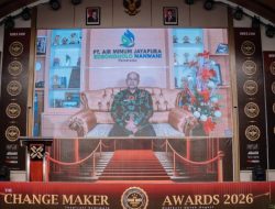 Borong Dua Penghargaan Asia, Entis Sutisna Buktikan BUMD Papua Mampu Bersaing di Level Nasional