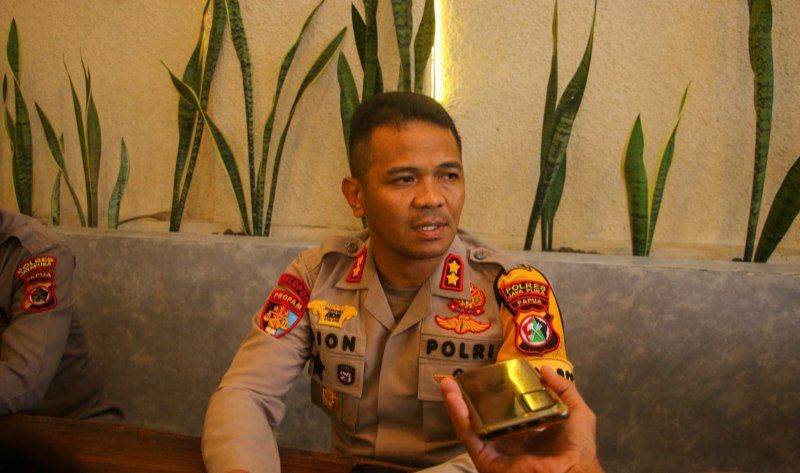 AKBP. Dionisius Helan, SIK., MH., Kapolres Jayapura