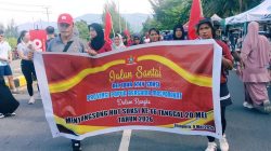 SOKSI Papua Rayakan Semarak HUT Ke-66 dengan Jalan Sehat dan Aksi Berbagi Snack Gratis di Holtekamp