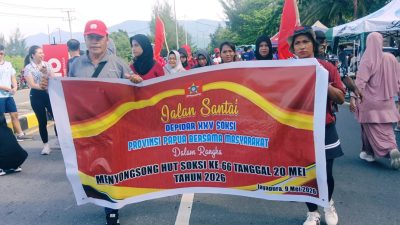 SOKSI Papua Rayakan Semarak HUT Ke-66 dengan Jalan Sehat dan Aksi Berbagi Snack Gratis di Holtekamp