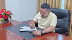 Dari Ruang Kelas ke Masa Depan Papua: Hardiknas Jadi Tamparan Keras di Tengah Gencarnya Pembangunan Fisik