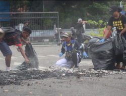 Gotong Royong Pulihkan Stadion Lukas Enembe, Warga Papua Bangkit Usai Kericuhan Persipura