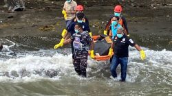 Polisi dan Basarnas Evakuasi Jenazah Diduga WNA di Perairan Raja Ampat