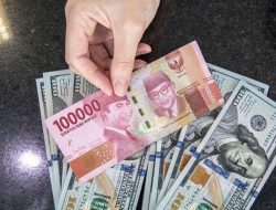 Rupiah Tertekan Hebat, Dolar AS Nyaris Tembus Rp18.000