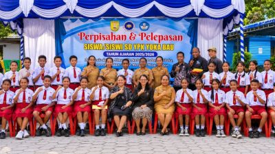 Tangis Haru Iringi Pelepasan 50 Siswa SD YPK Yoka Baru, Siap Menapaki Masa Depan