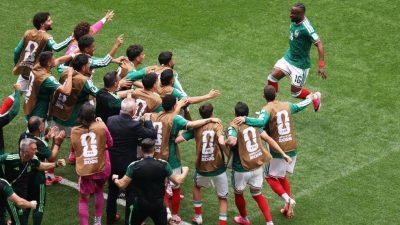 Gemuruh Mexico City Stadium! Meksiko Tundukkan Afrika Selatan 2-0 di Laga Perdana