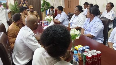 Mogok Kerja Nakes Waibhu Berujung Audiensi, Wabup Jayapura Janji Evaluasi Tuntutan Pegawai