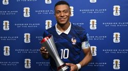 Mbappe Rayakan Laga ke-100 dengan Dwigol, Prancis Melenggang ke Fase Gugur