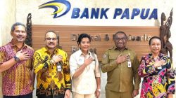 Tak Cukup Salurkan Kredit, Yanni Minta Bank Papua Dampingi UMKM OAP Naik Kelas