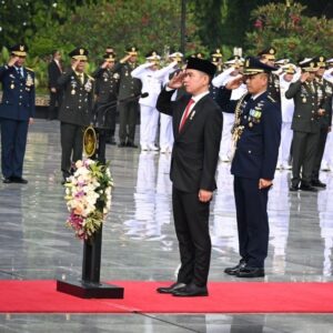 Wakil Presiden Gibran Pimpin Upacara Hari Pahlawan di Kalibata: “Teladani Pahlawanmu, Cintai Negerimu”