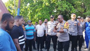 Pihak Ketiga Belum Dibayar, Kontraktor Kembali Gelar Aksi di Kantor Bupati Jayapura