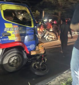 Brutal! Truk Tanpa Kendali di Sentani Tabrak Dua Motor, Satu Nyawa Melayang