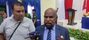 Gaji ke-13 Belum Cair, Bupati Jayapura Minta ASN Bersabar