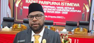 Nelson Yohosua Ondi Resmi Dilantik Jadi Wakil Ketua III DPRK Jayapura
